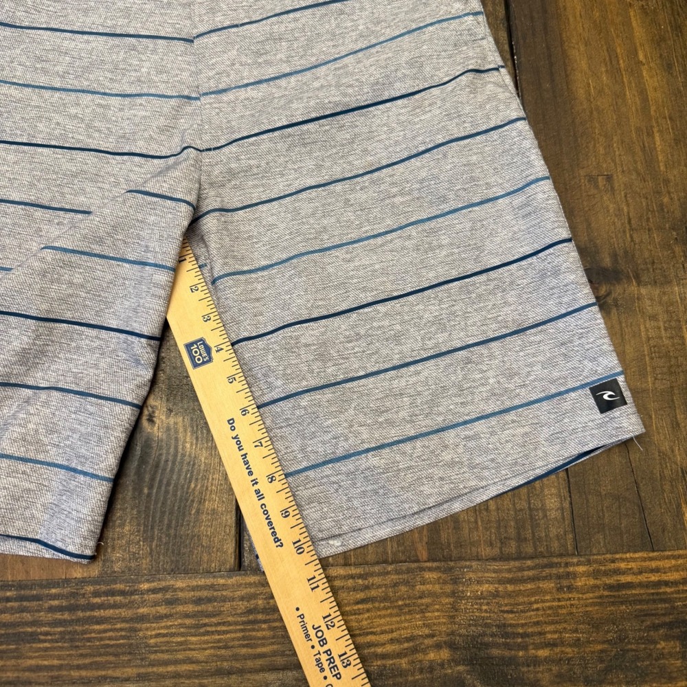 Rip Curl Boardwalk Series Men's Striped Shorts Size 32 Gray Blue, board‎ shorts - Picture 3 of 4